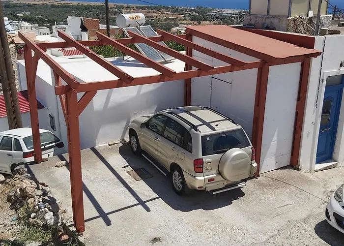 利特萨度假屋 *